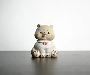 Чайная фигурка «Важный Котик в бабочке» № 2, исинская глина